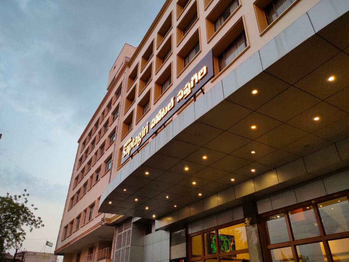 萨普塔吉里酒店 海得拉巴 外观 照片