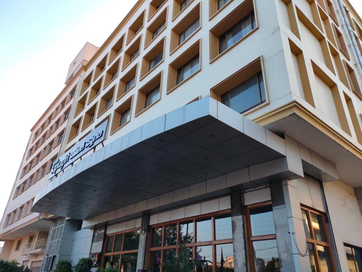 萨普塔吉里酒店 海得拉巴 外观 照片